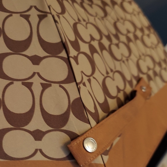 Coach Signature Umbrella, Brown & Tan - Picture 5 of 11